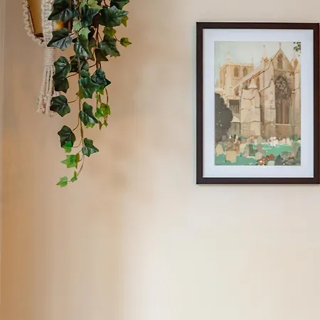 Spacious Flat With Free Parking * Harrogate