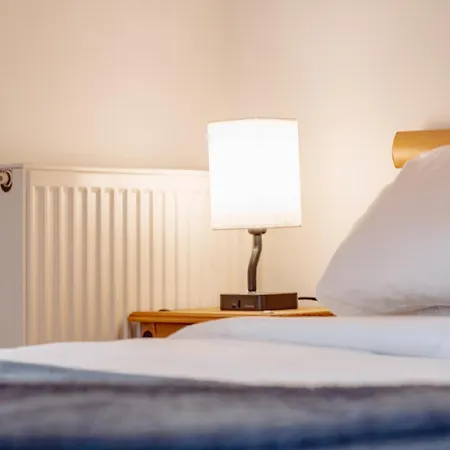 Spacious Flat With Free Parking