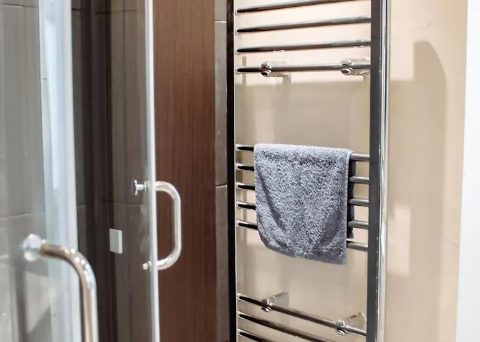 Apartman Spacious Flat With Free Parking *