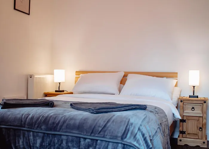 Spacious Flat With Free Parking Apartamento