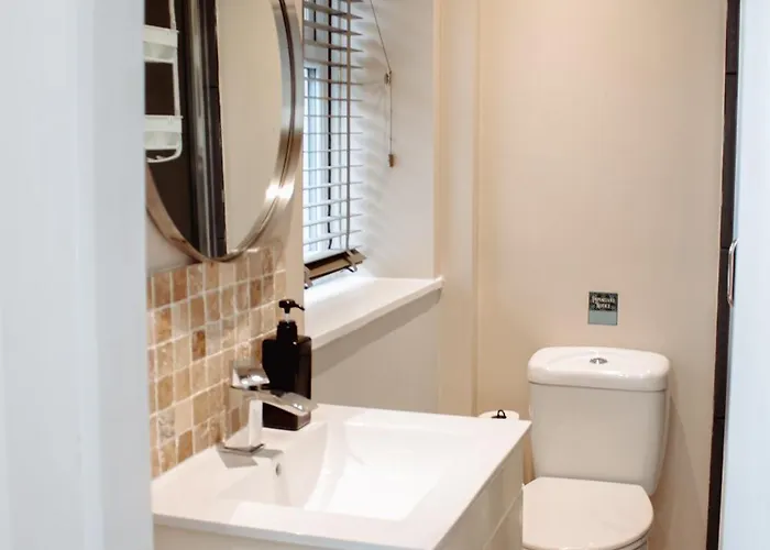 Spacious Flat With Free Parking Harrogate